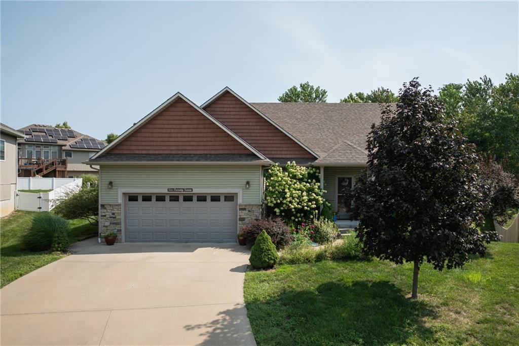 3rd image of 627 Oakmont Dr, Warrensburg, MO 64093 | MLS# 2635477