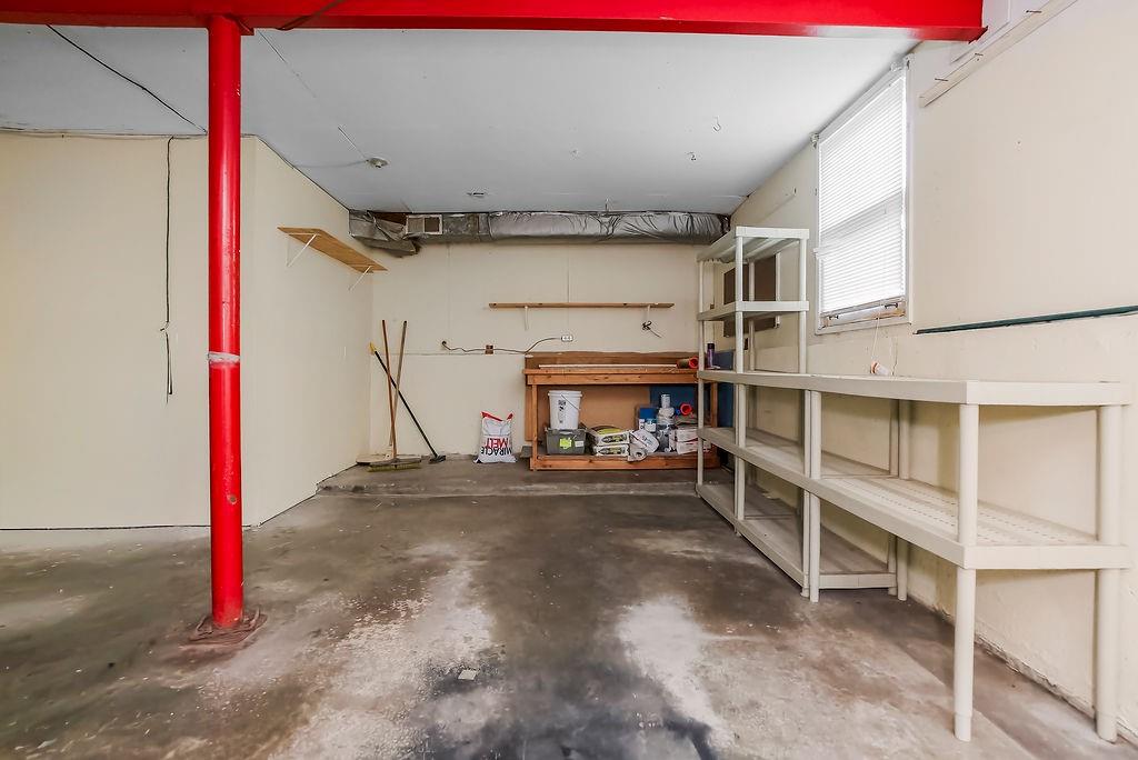16th image of 10200 Outlook Dr, Overland Park, KS 66207 | MLS# 2635496
