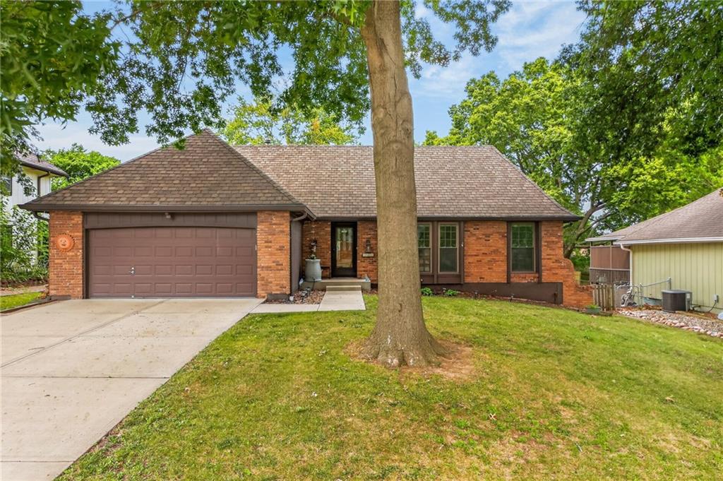 1st image of 1120 Ne 82nd St, Kansas City, MO 64118 | MLS# 2635513