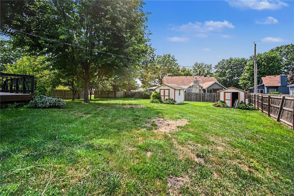 36th image of 300 N Woodson Dr, Raymore, MO 64083 | MLS# 2635517