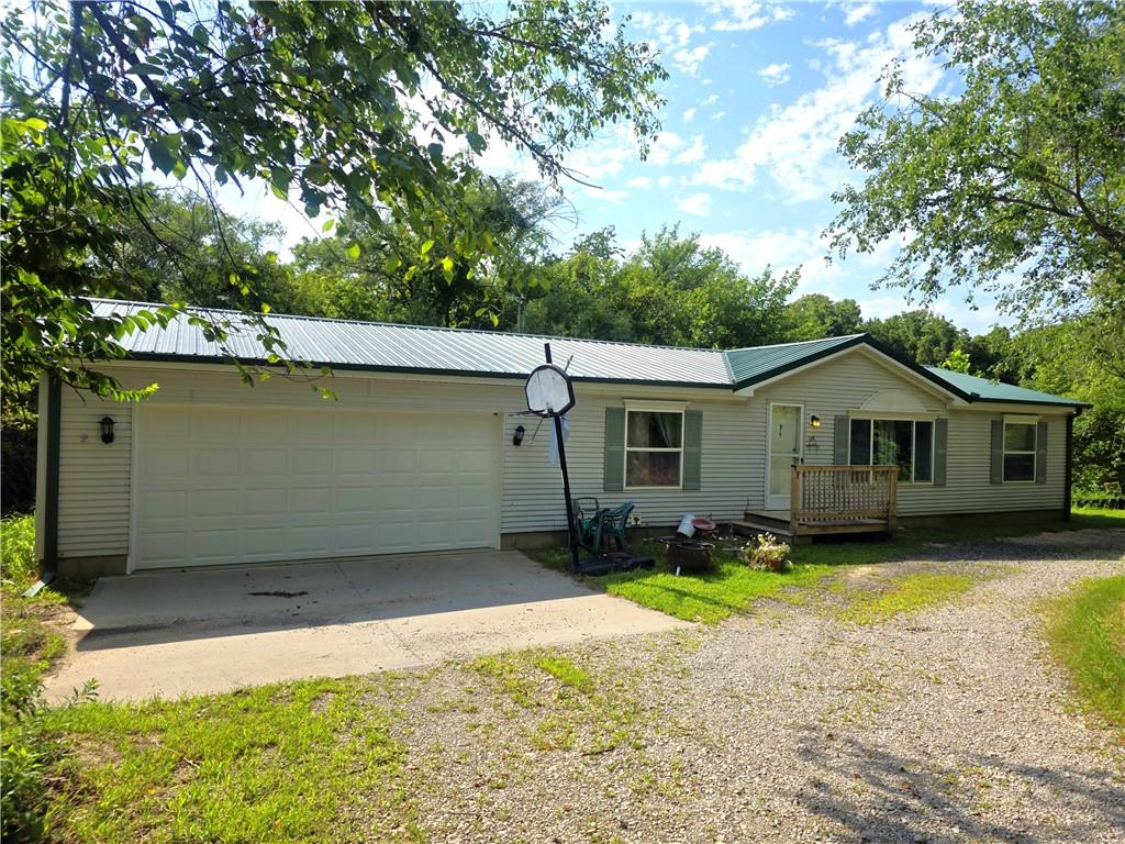 1st image of 140 Tucker St, St Joseph, MO 64504 | MLS# 2635525