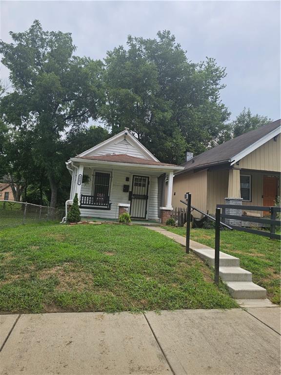 1st image of 4007 Park Ave, Kansas City, MO 64130 | MLS# 2635550