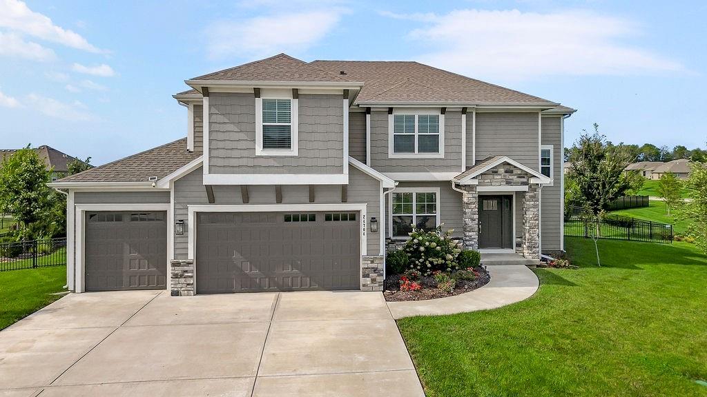 1st image of 24704 W 76th St, Shawnee, KS 66227 | MLS# 2635582