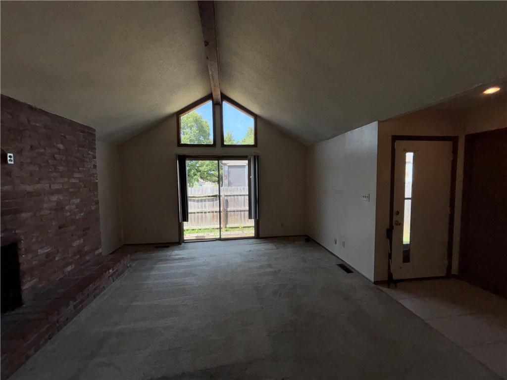 4th image of 11325 Calico Dr, Kansas City, MO 64137 | MLS# 2635587