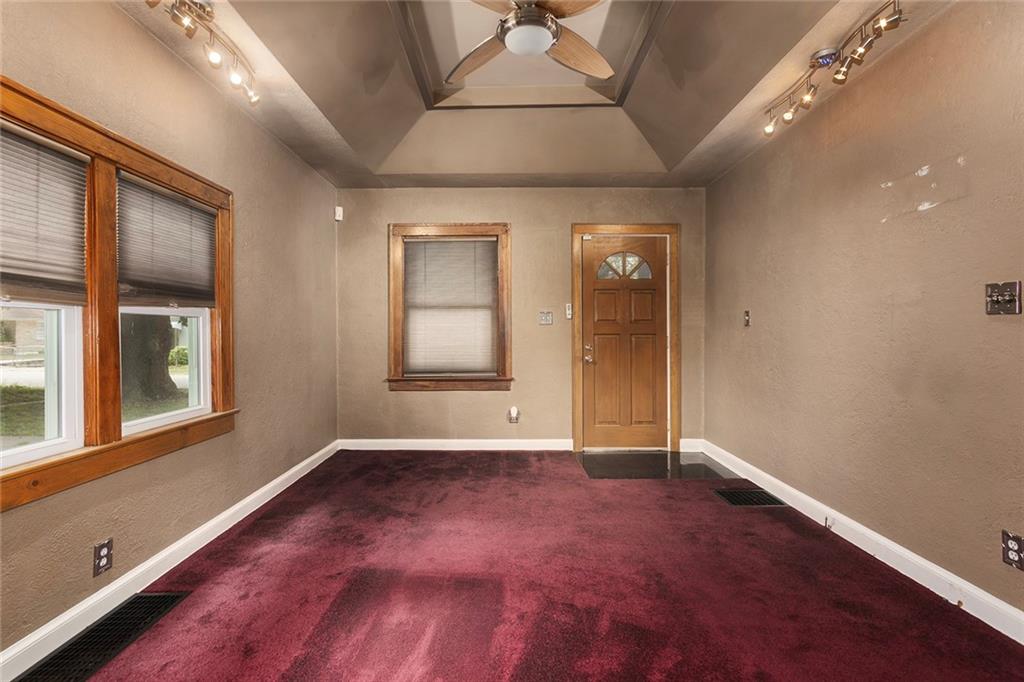4th image of 637 S Huttig Ave, Independence, MO 64053 | MLS# 2635589