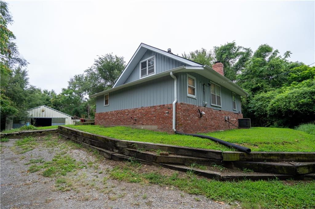 3rd image of 6501 S 16Th St, Saint Joseph, MO 64504 | MLS# 2635599