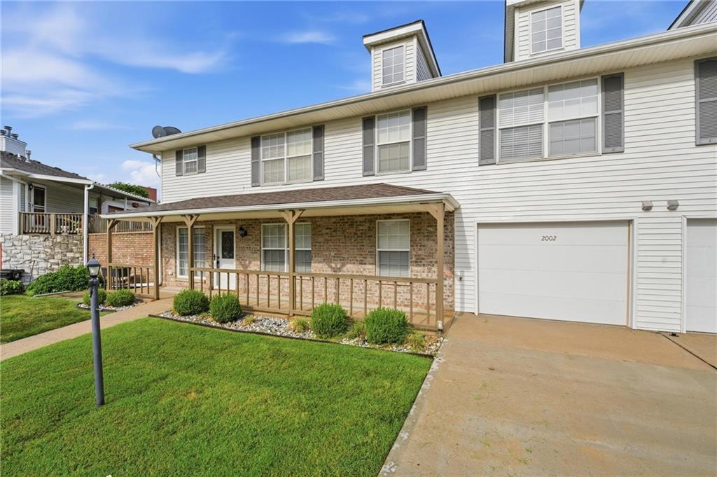 2nd image of 2002 S Hummel Dr, Independence, MO 64055 | MLS# 2635601