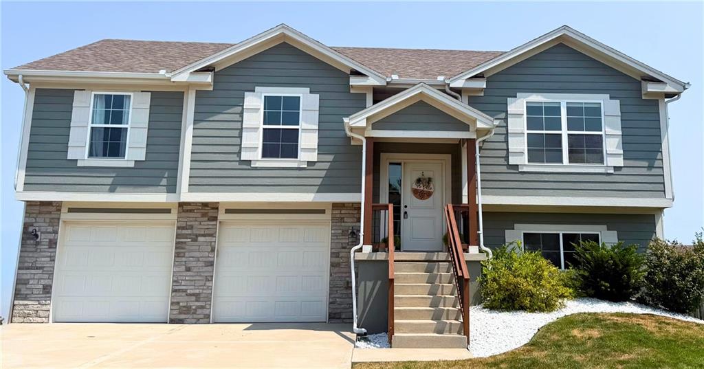 1st image of 701 Se Juniper Dr, Blue Springs, MO 64014 | MLS# 2635605