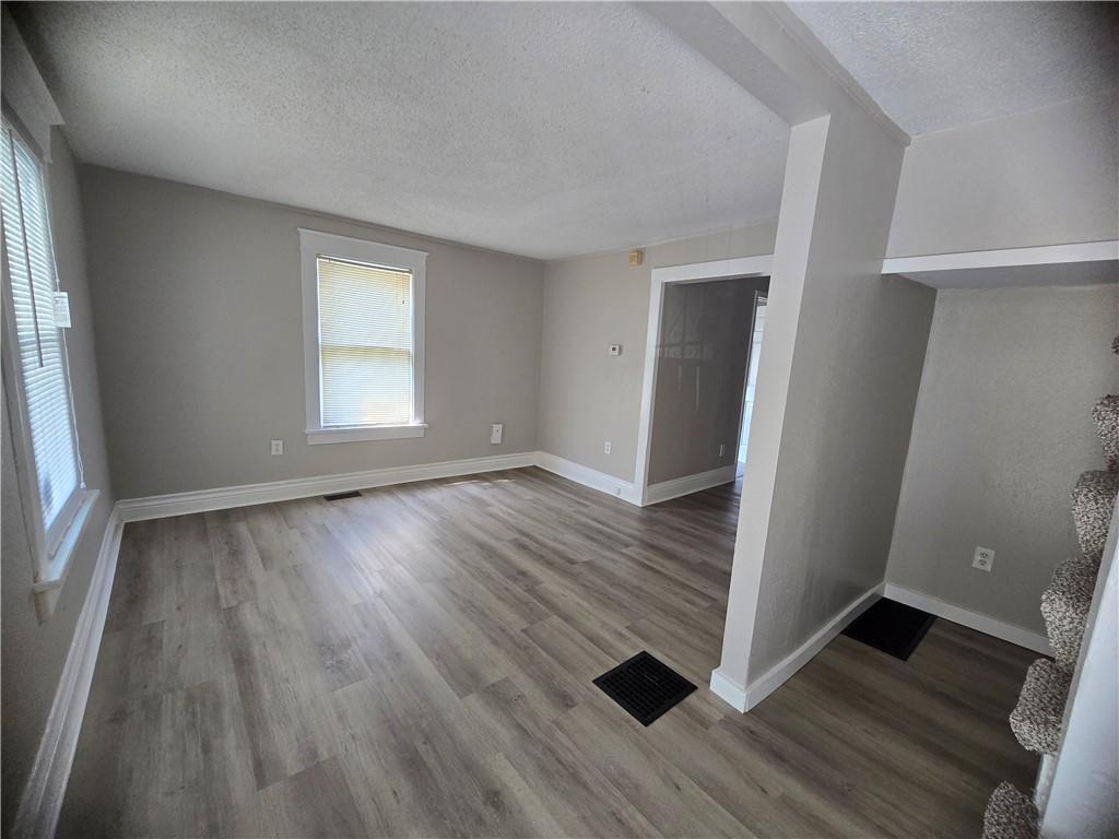 5th image of 3738 Brooklyn Ave, Kansas City, MO 64109 | MLS# 2635628