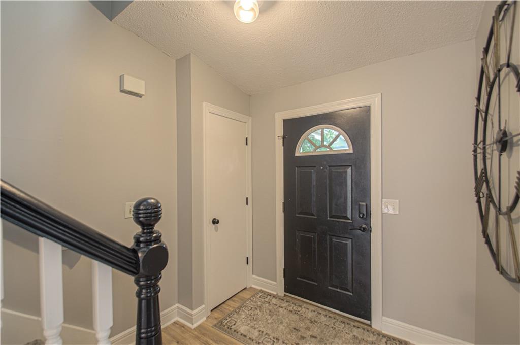 2nd image of 964 E Cavendish Trl, Olathe, KS 66061 | MLS# 2635648