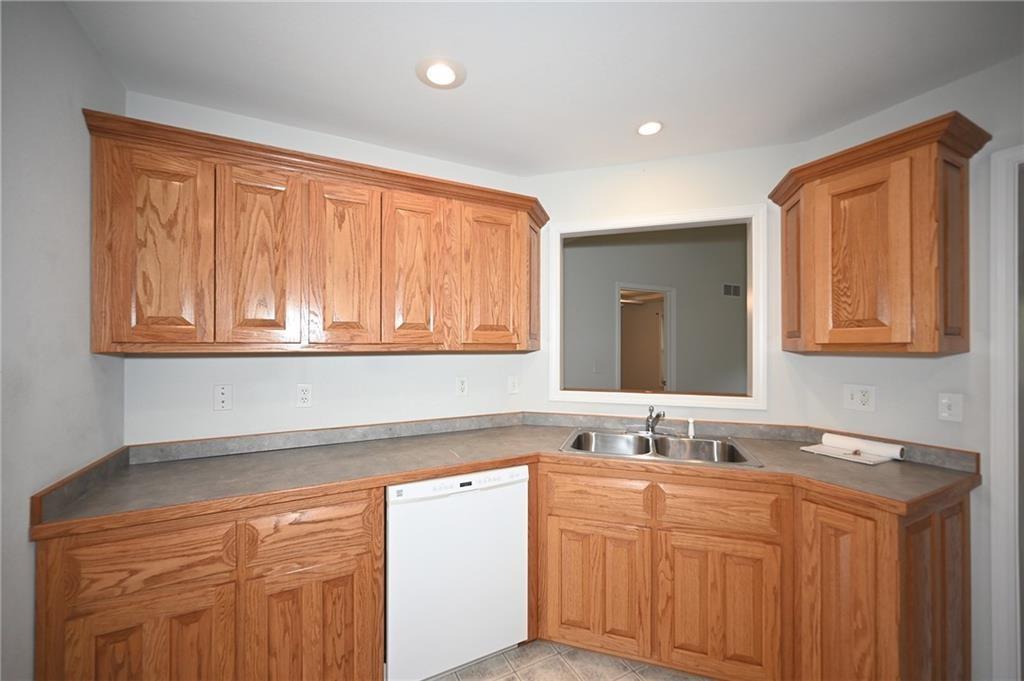 5th image of 14 Sandi Cir, Dearborn, MO 64439 | MLS# 2635655