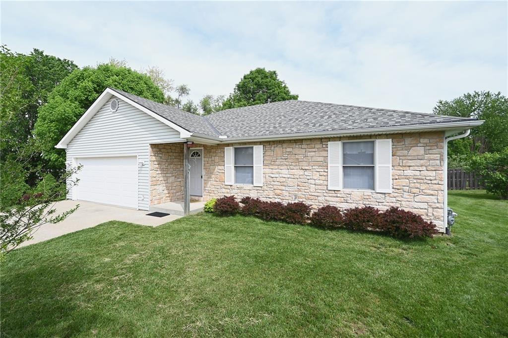3rd image of 14 Sandi Cir, Dearborn, MO 64439 | MLS# 2635655