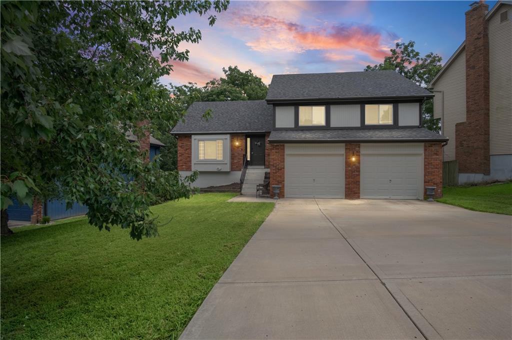 1st image of 6963 N Atkins Ave, Kansas City, MO 64152 | MLS# 2635657