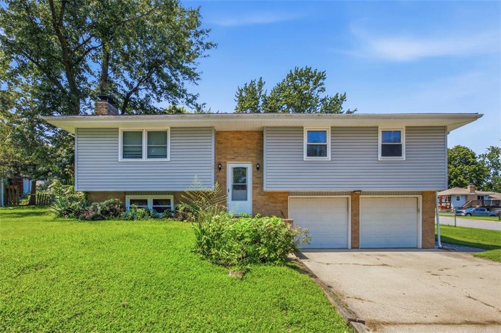1st image of 1008 S 21st Ter, Leavenworth, KS 66048 | MLS# 2635658