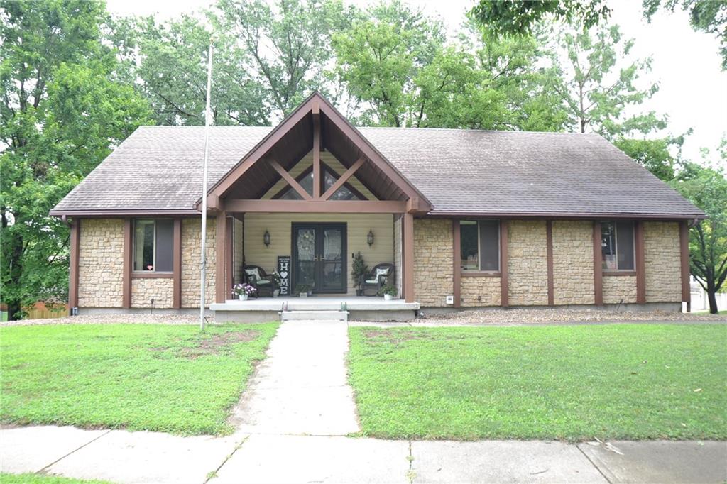1st image of 8001 N Lydia Ave, Kansas City, MO 64118 | MLS# 2635668