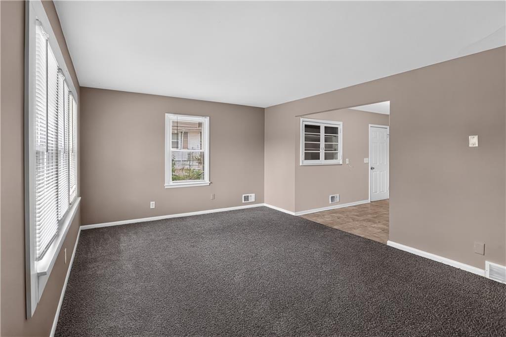4th image of 1420 E 82Nd St, Kansas City, MO 64131 | MLS# 2635692