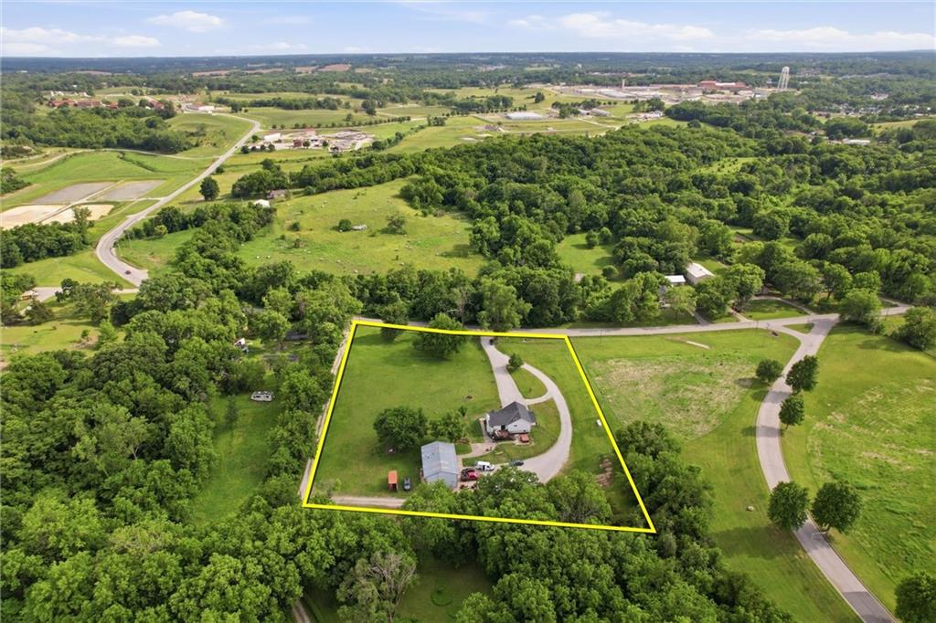 46th image of 964 N 5 Hwy, Lansing, KS 66043 | MLS# 2635696