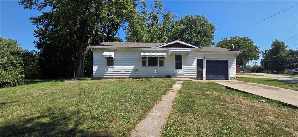 Photo 2 of Single family home for sale at 412 N Garner St, Lawson, MO 64062 | MLS# 2635698 | Listing updated on 2026-09-01