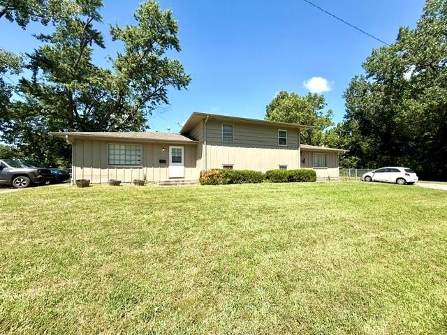 29th image of 2911 & 2913 Belle Haven Dr, Lawrence, KS 66046 | MLS# 2635714