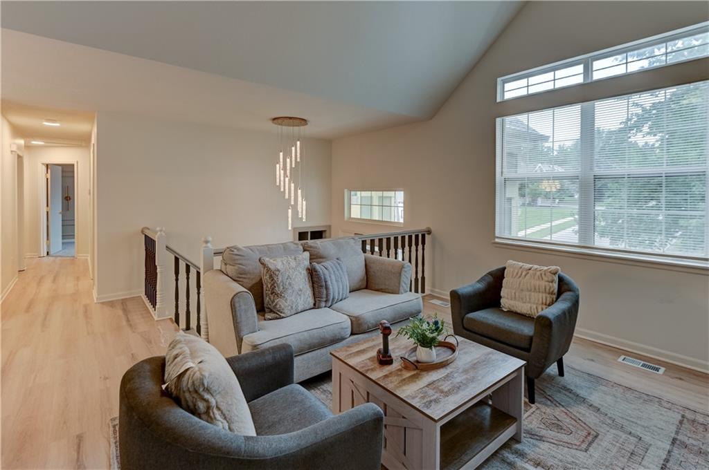 4th image of 900 Sw Daney Dr, Lees Summit, MO 64081 | MLS# 2635768