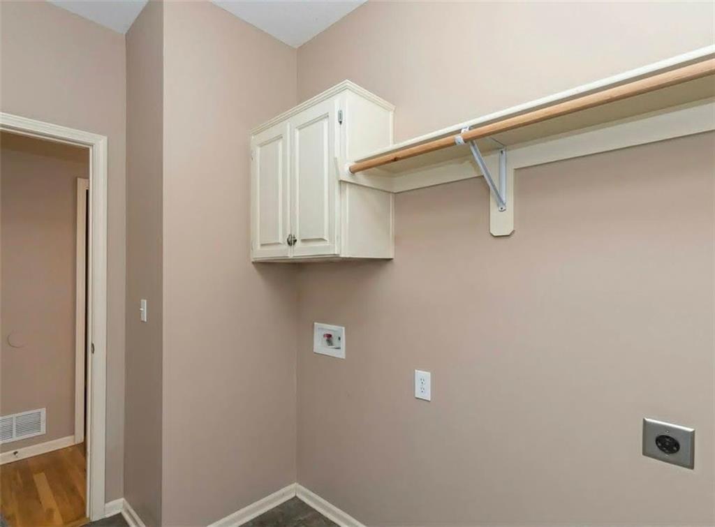 25th image of 5701 Ne Hidden Meadow Dr, Lees Summit, MO 64064 | MLS# 2635784