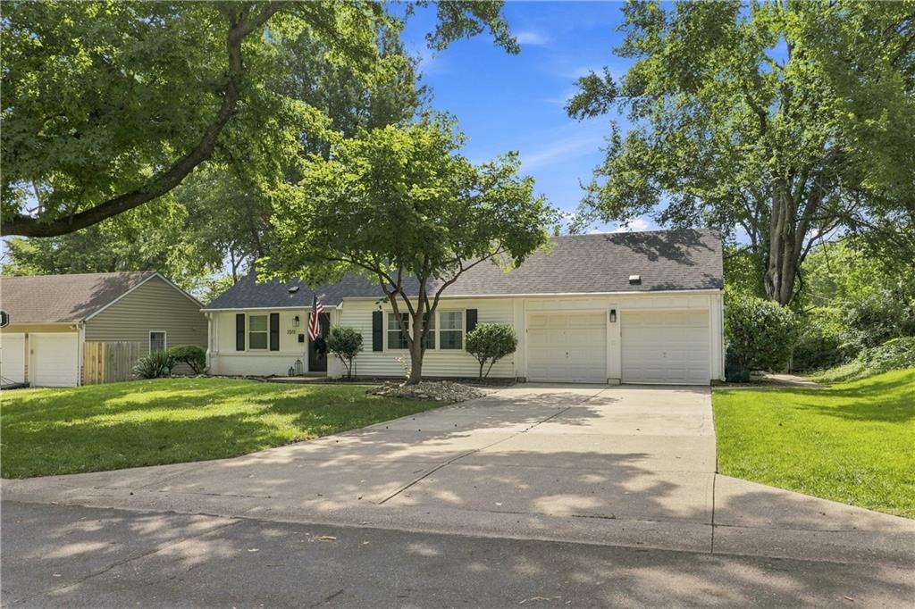 2nd image of 7591 High Dr, Prairie Village, KS 66208 | MLS# 2635830