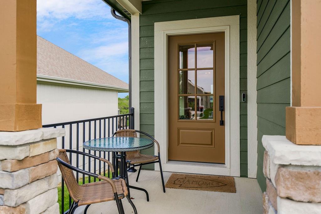 2nd image of 10705 N Bell St, Kansas City, MO 64155 | MLS# 2635840
