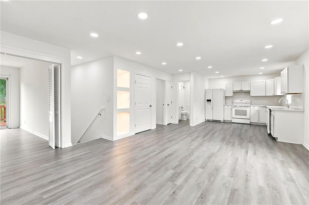 2nd image of 7331 N Crystal Ave, Kansas City, MO 64119 | MLS# 2635859