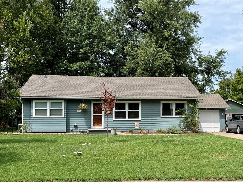 1st image of 1012 S Willow St, Ottawa, KS 66067 | MLS# 2635885