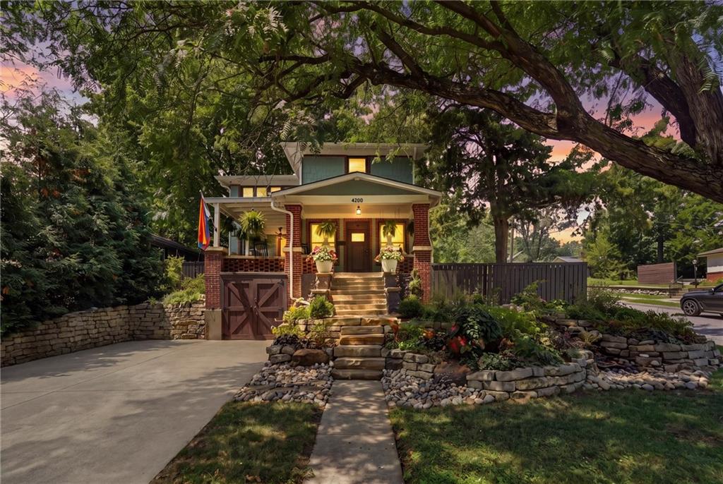 2nd image of 4500 Adams St, Kansas City, KS 66103 | MLS# 2635894