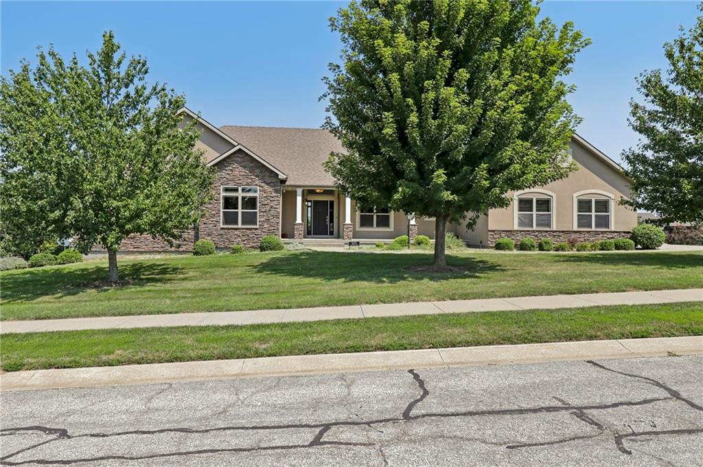 2nd image of 4215 Greystone Dr, Saint Joseph, MO 64505 | MLS# 2635915