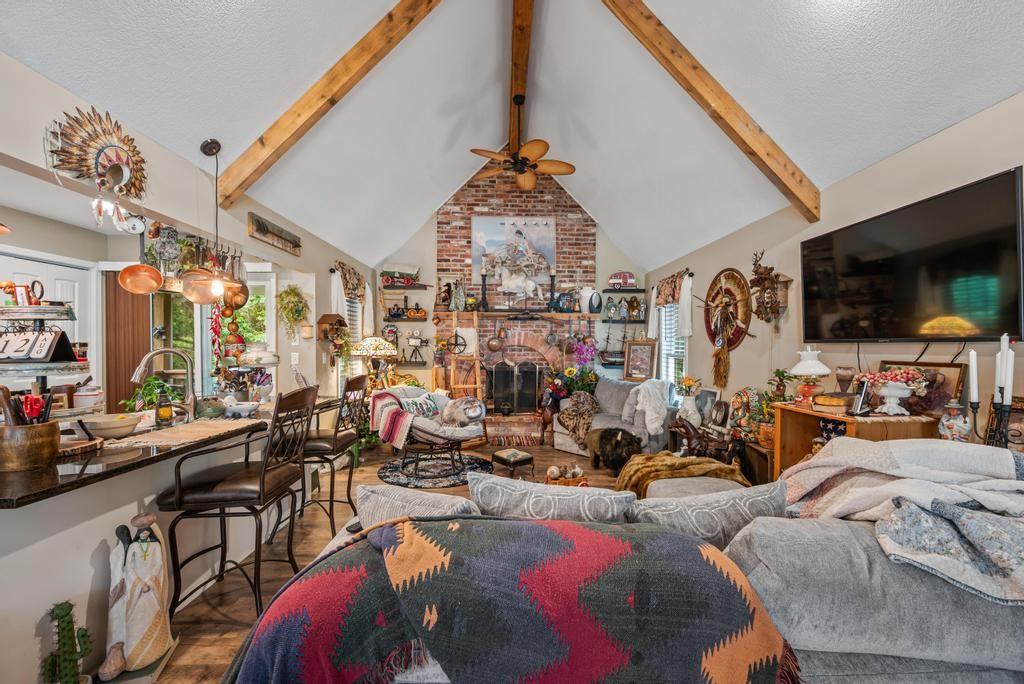 3rd image of 8016 N Garfield Ave, Kansas City, MO 64118 | MLS# 2635923