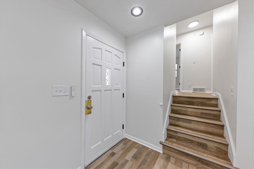 5th image of 8907 Blue Ridge Blvd, Kansas City, MO 64138 | MLS# 2635932