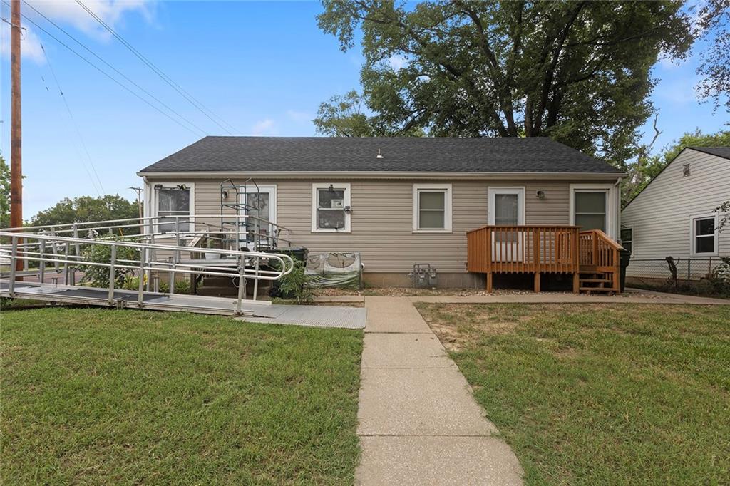 1st image of 948 Cheyenne St, Leavenworth, KS 66048 | MLS# 2635948