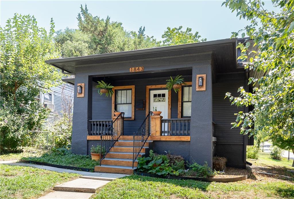 1st image of 1843 Wood Ave, Kansas City, KS 66104 | MLS# 2635951