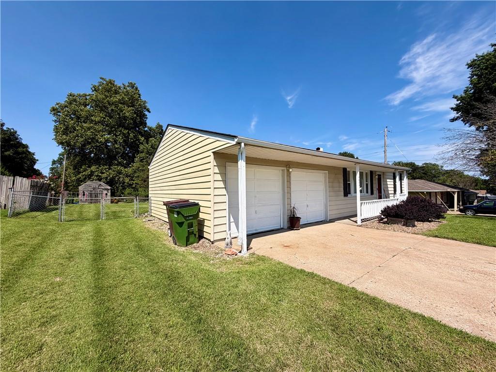3rd image of 10604 E 75 St, Raytown, MO 64138 | MLS# 2635955