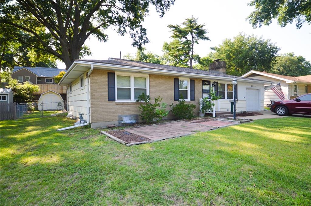 2nd image of 5238 N Wayne Ave, Kansas City, MO 64118 | MLS# 2635956