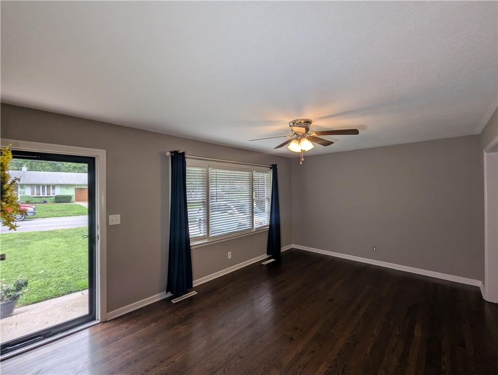 5th image of 9135 Richards Dr, Raytown, MO 64133 | MLS# 2635966