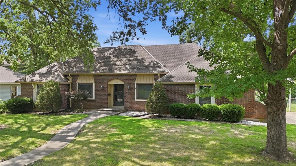 3rd image of 4332 S Dover Ave, Independence, MO 64055 | MLS# 2635974