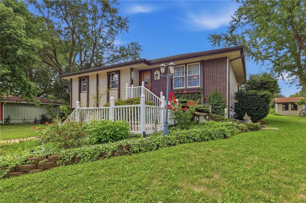 1st image of 407 Ne 113th St, Kansas City, MO 64155 | MLS# 2636014