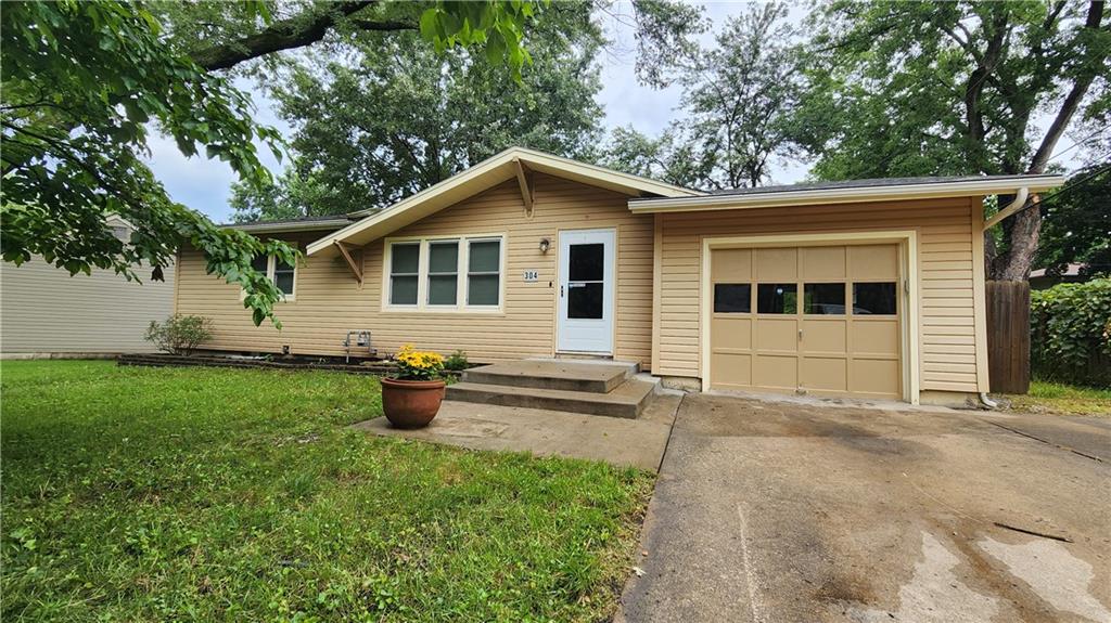 21st image of 304 Wilshire Blvd, Liberty, MO 64068 | MLS# 2636018
