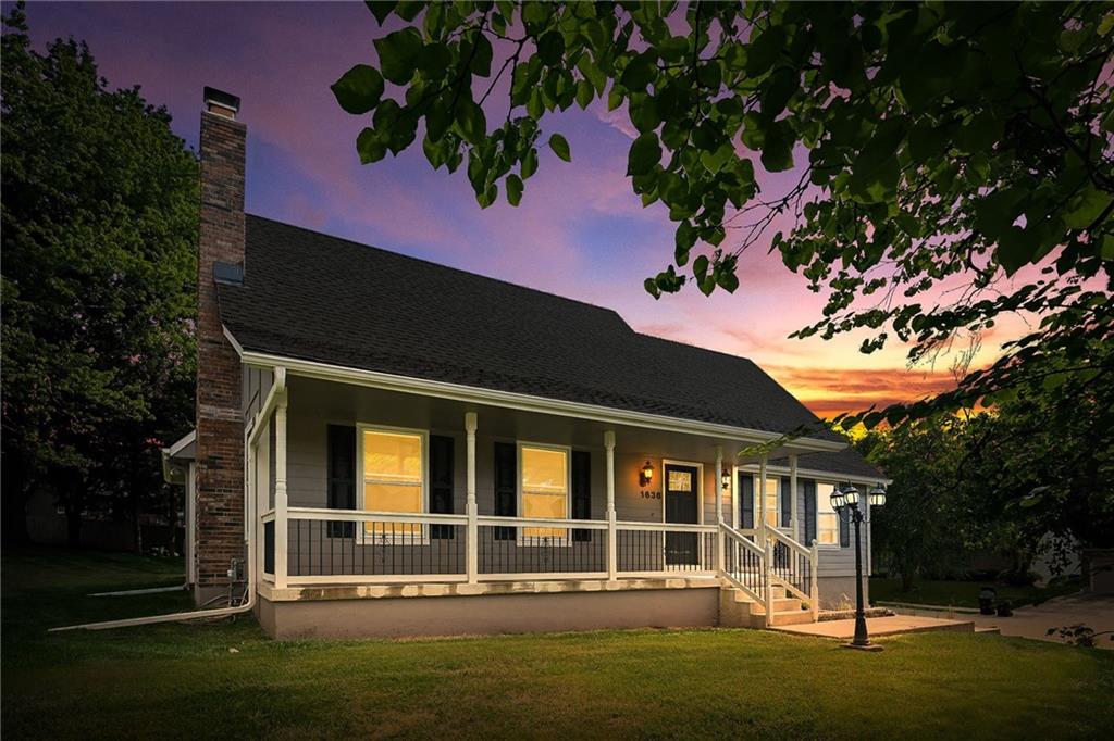 1st image of 1636 Thames Dr Ne, Lee's Summit, MO 64086 | MLS# 2636023