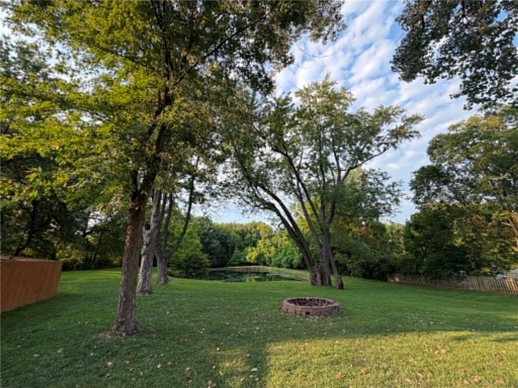 2nd image of 1800 E Mechanic Ave, Independence, MO 64050 | MLS# 2636036