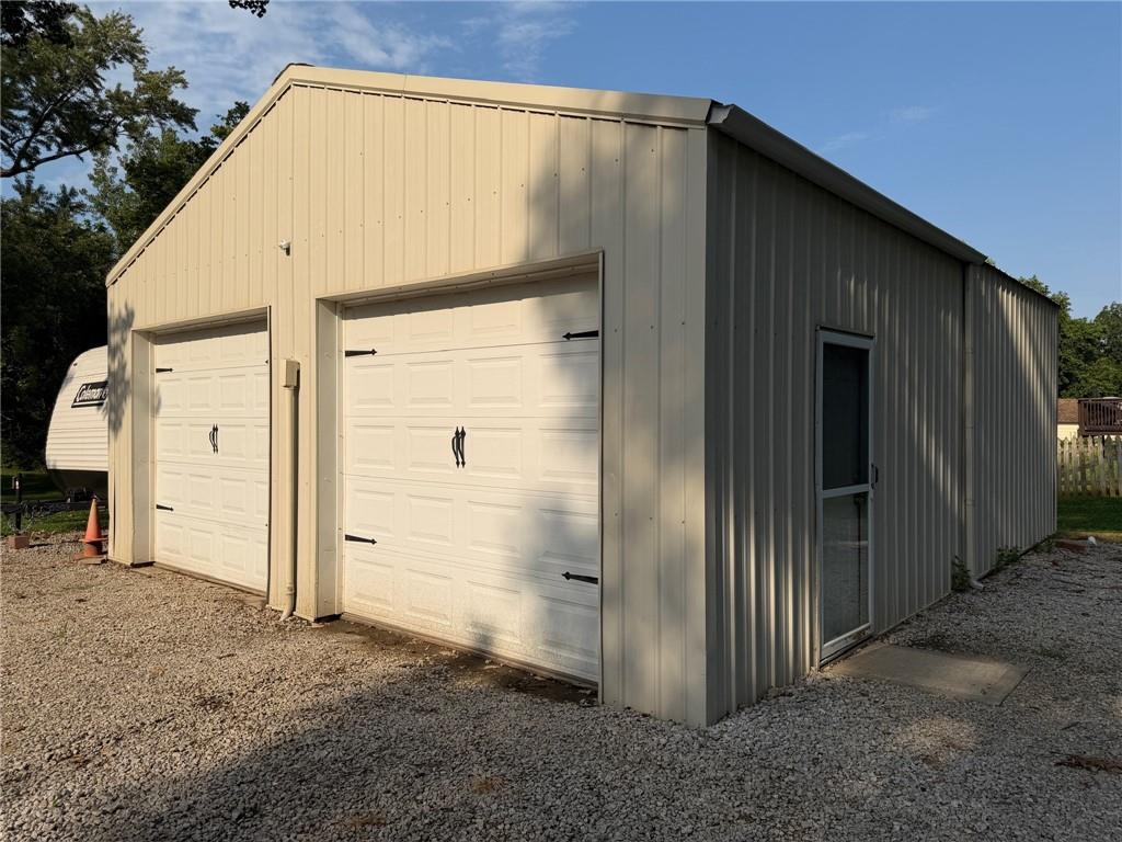 4th image of 1800 E Mechanic Ave, Independence, MO 64050 | MLS# 2636036