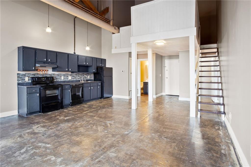 2nd image of 113 W 5th St #303, Kansas City, MO 64105 | MLS# 2636038