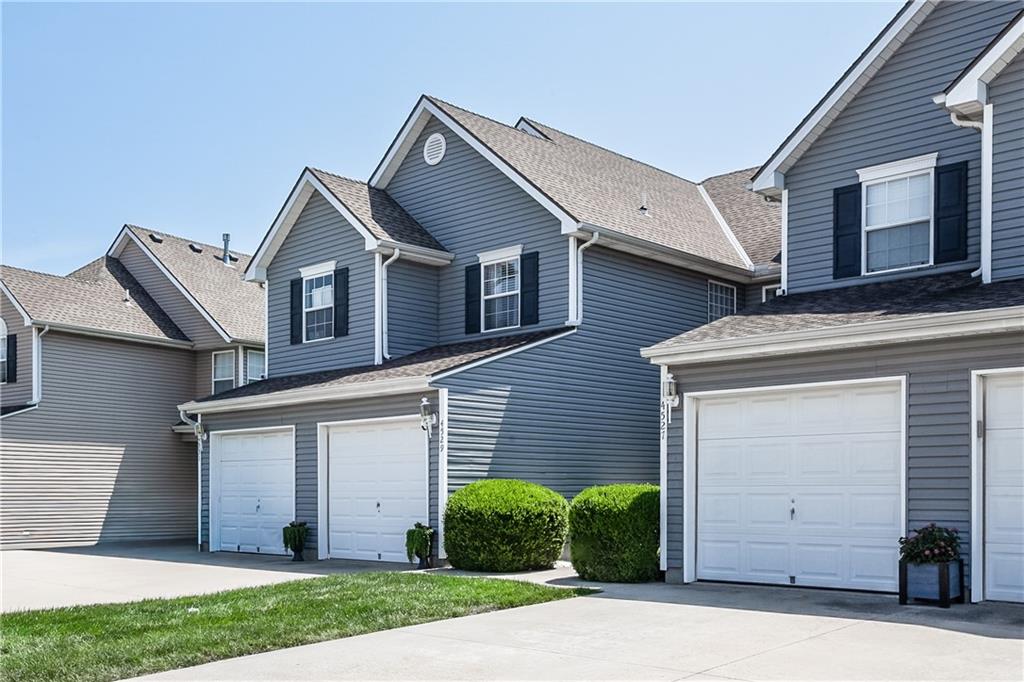 1st image of 4529 83rd St, Kansas City, MO 64119 | MLS# 2636058