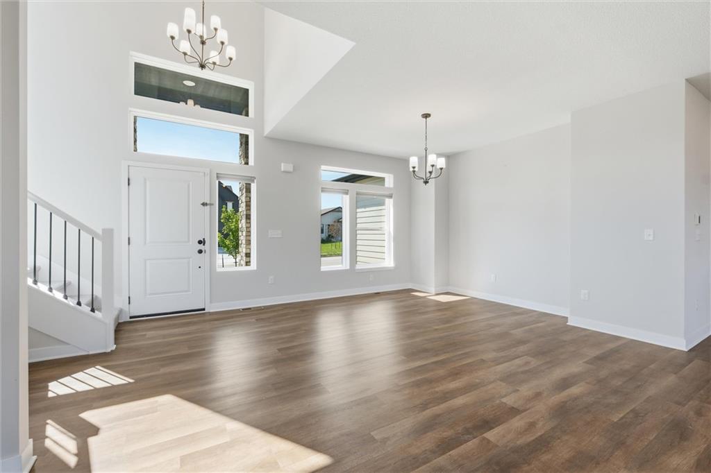 5th image of 413 Woodview Dr, Raymore, MO 64083 | MLS# 2636061