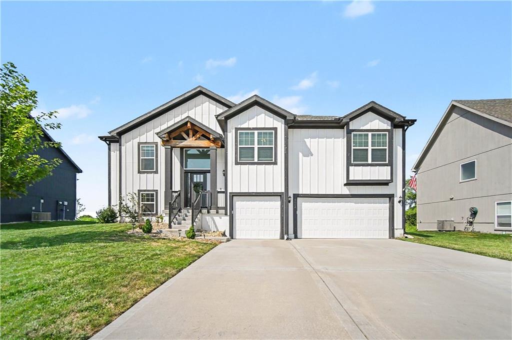 2nd image of 6004 Ne 120th St, Kansas City, MO 64156 | MLS# 2636072