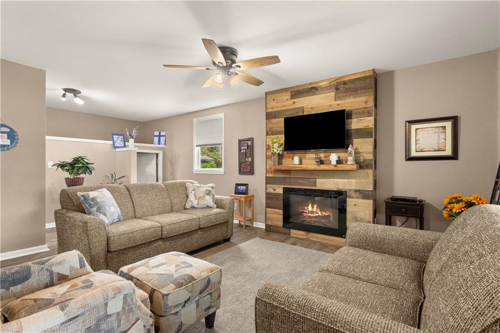 5th image of 16109 E 17Th St S, Independence, MO 64050 | MLS# 2636099