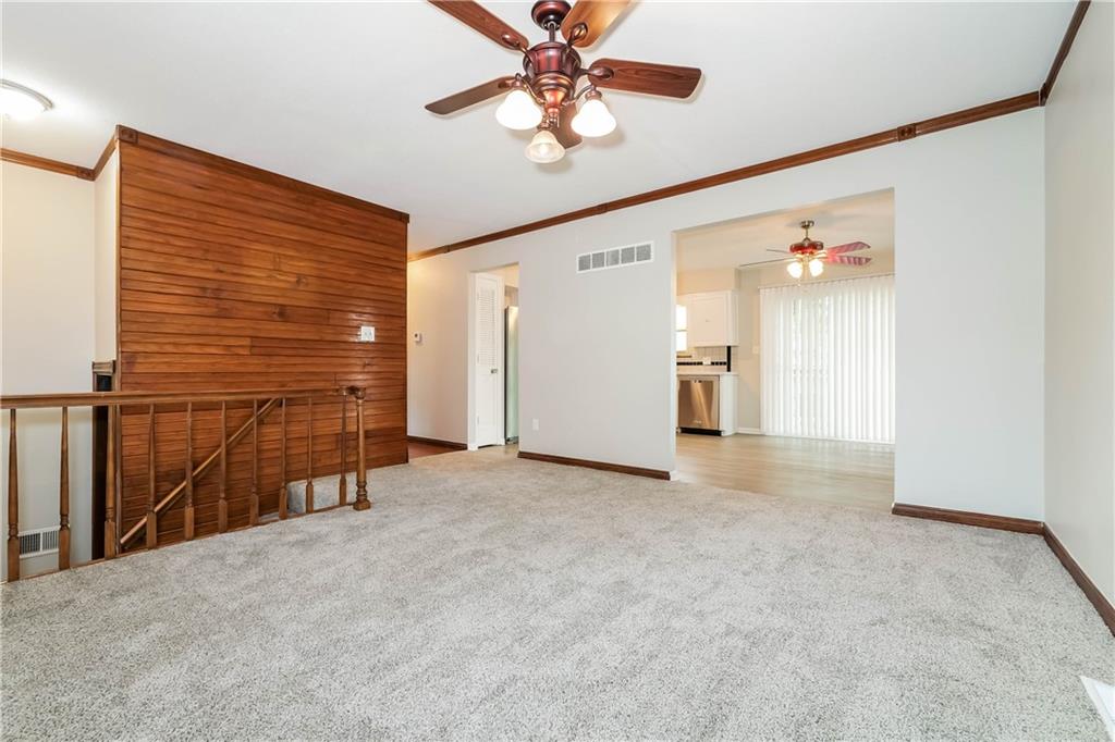 4th image of 209 Valley Dr, Grain Valley, MO 64029 | MLS# 2636137